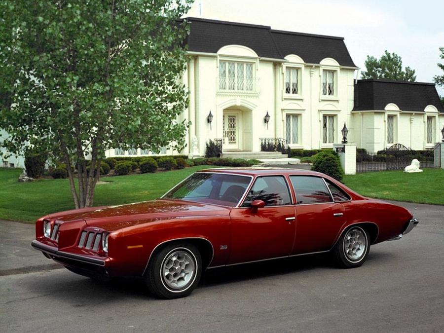  Pontiac Grand Am 1973 года  (фото 2 из 2)